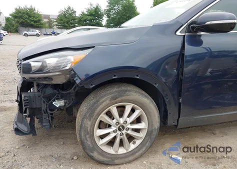 2019 Kia Sorento 2.4L Lx z USA, uszkodzony, nr VIN 5XYPG4A38KG456433